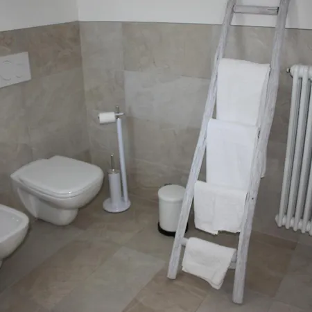 Le Magnolie Bed & Breakfast Faggeto Lario
