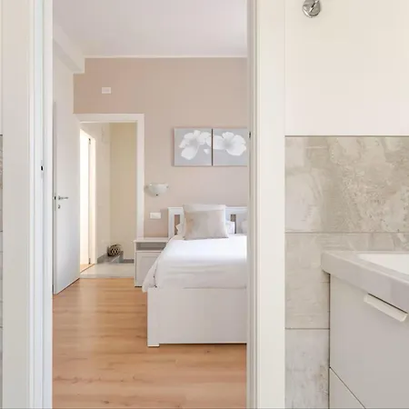 Couette-café Le Magnolie 4*